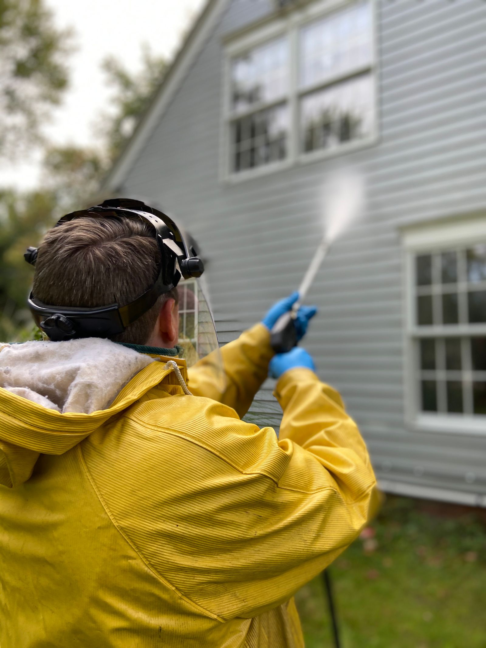Bellosa's Pressure Washing at work